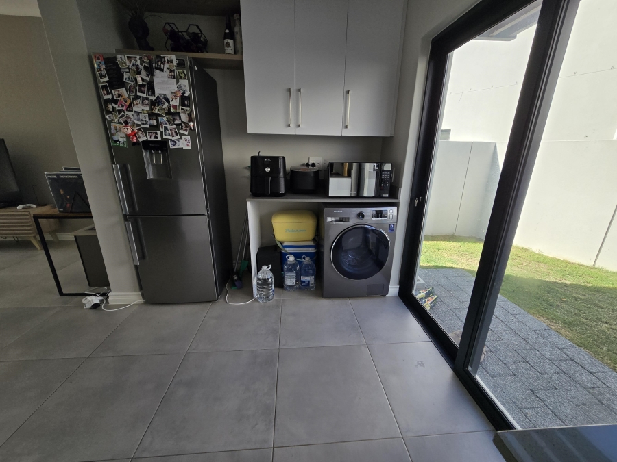 To Let 3 Bedroom Property for Rent in Groot Phesantekraal Estate Western Cape